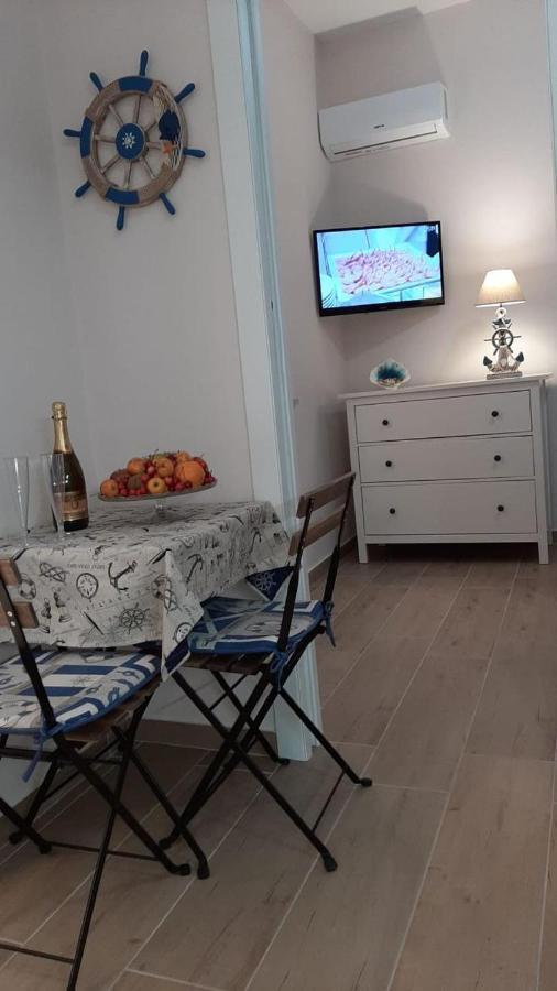La Casa Nel Vicolo Apartamento Giardini Naxos Exterior foto
